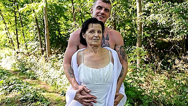 Outdoor Videos